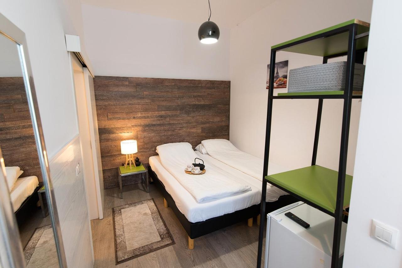 Ultra Central Bohemian Apartment 1 Cluj-Napoca Buitenkant foto